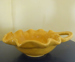 Butterscotch Curvy Bowl with Handle