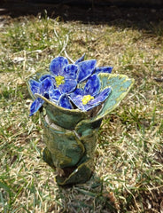 Fantasy Blue Flower Garden Totem