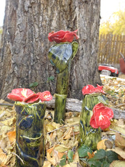 Red Rose Garden Totems
